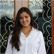 J'enseigne l'espagnol à un niveau débutant ou intermédiaire, c'est ma langue maternelle et j'ai de l'expérience dans son enseignem